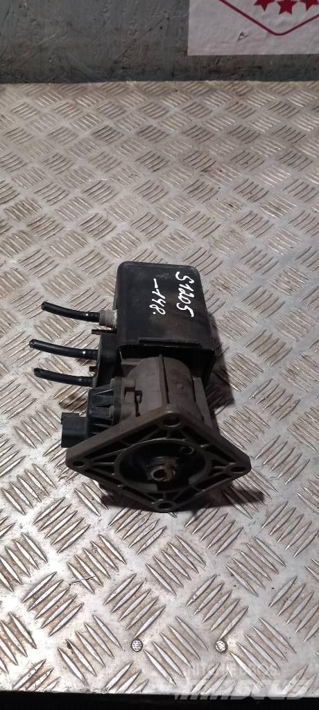 Scania R 440.   1463045 Freins