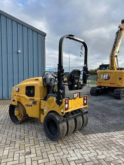 CAT CC 2.7 GC Compacteur de sol