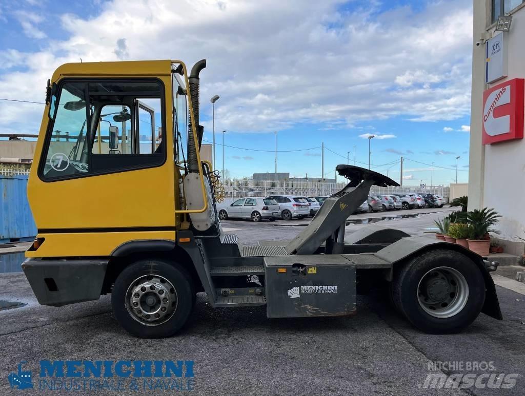 Terberg YT 182 Tracteur de manœuvre
