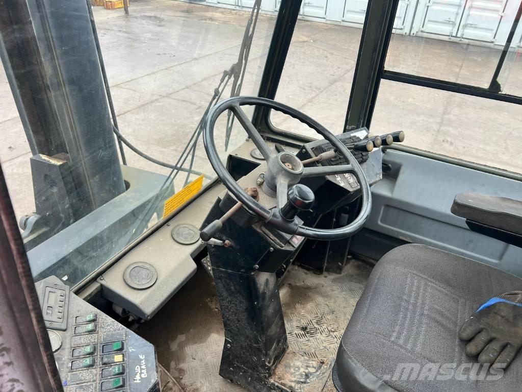 Sisu TD 1712 HS Chariots diesel