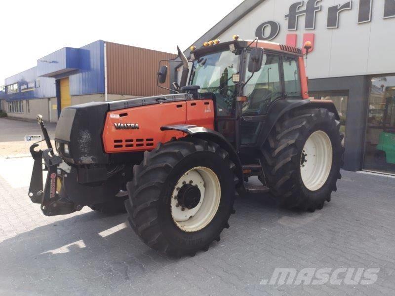Valtra 8400 Tracteur