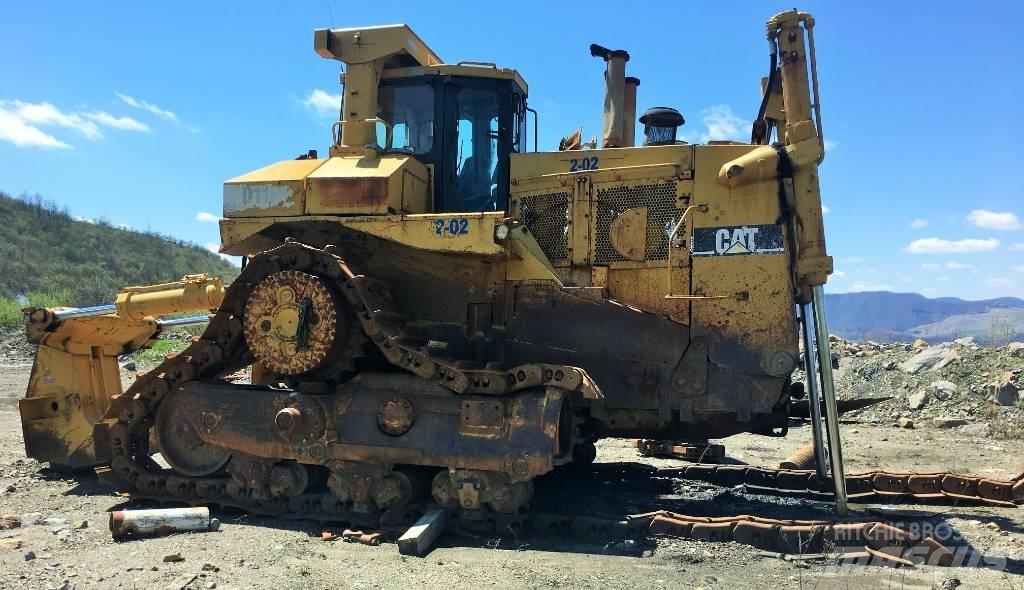 CAT D 11 R Bouteurs sur chenilles