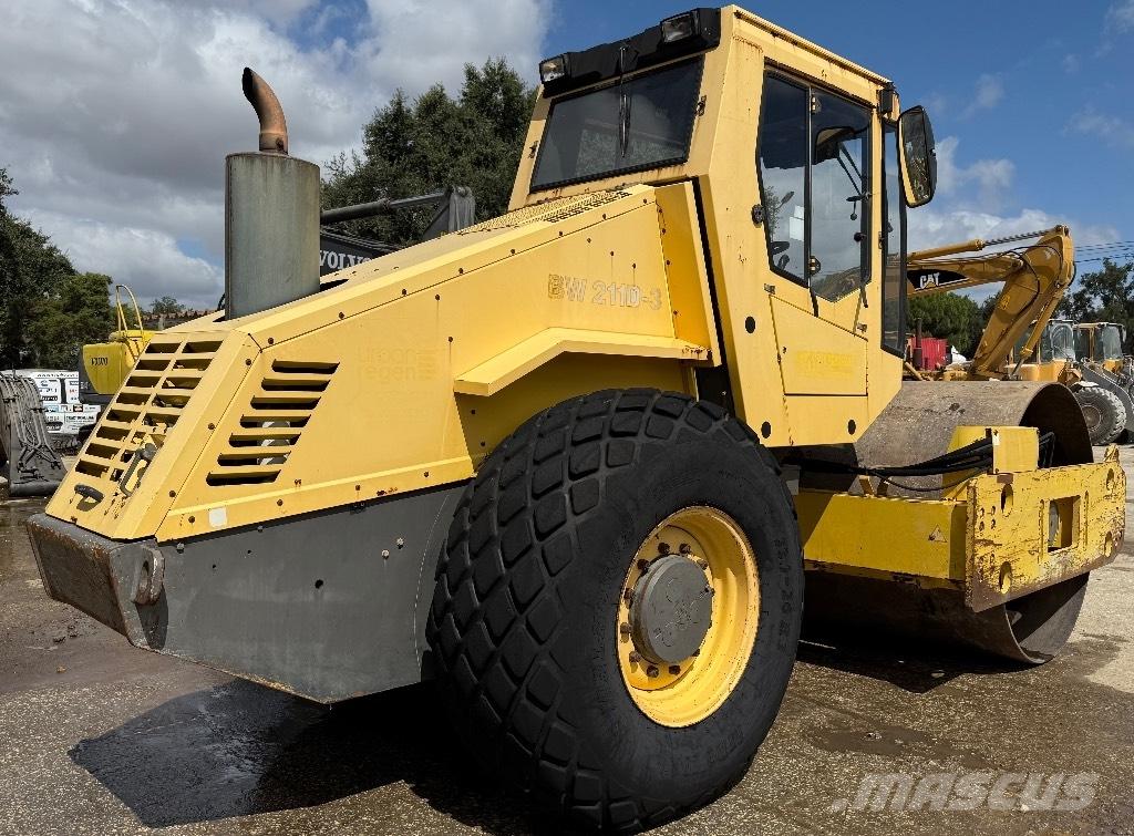Bomag BW 211 D-3 Rouleaux tandem