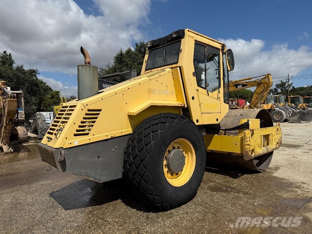 Bomag BW 211 D-3 Rouleaux tandem