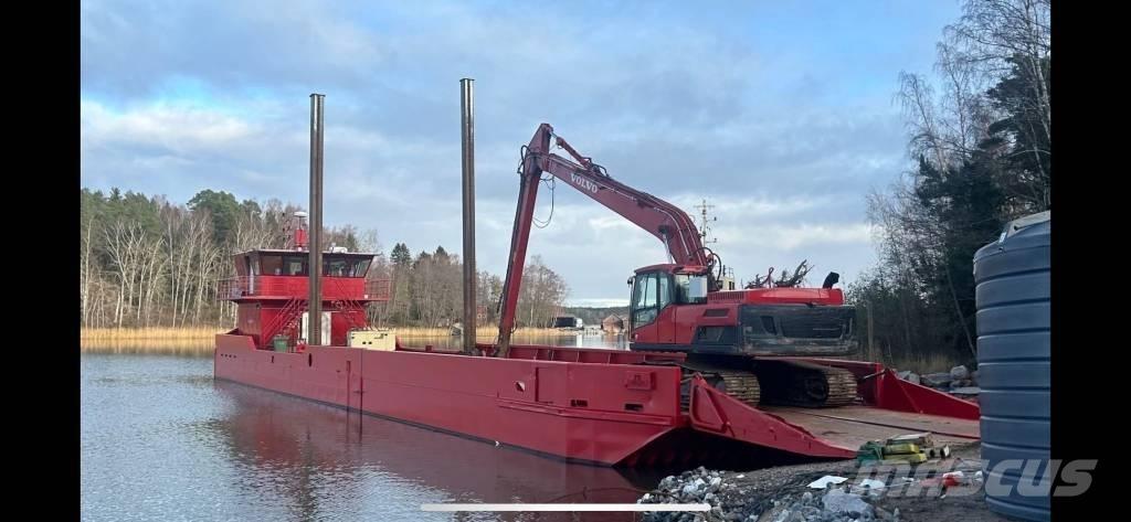  Cargo Ship Ganador Bateaux de travail, barges et pontons
