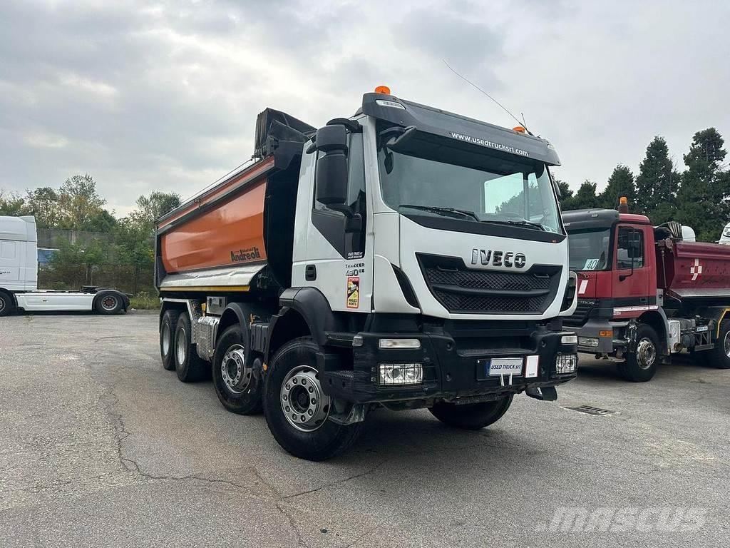 Iveco TRACKKER 450 Camion benne