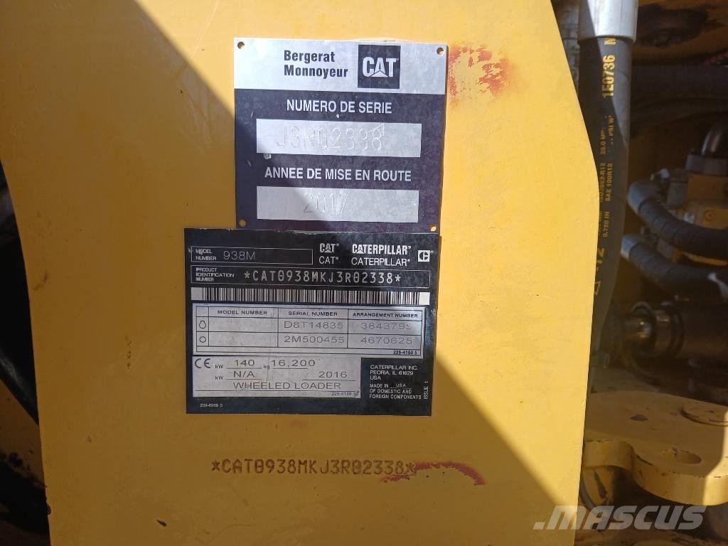 CAT 938 Chargeuse sur pneus