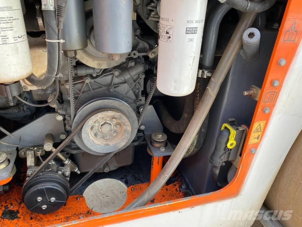 Hamm HD+ 80I VV Rouleaux tandem