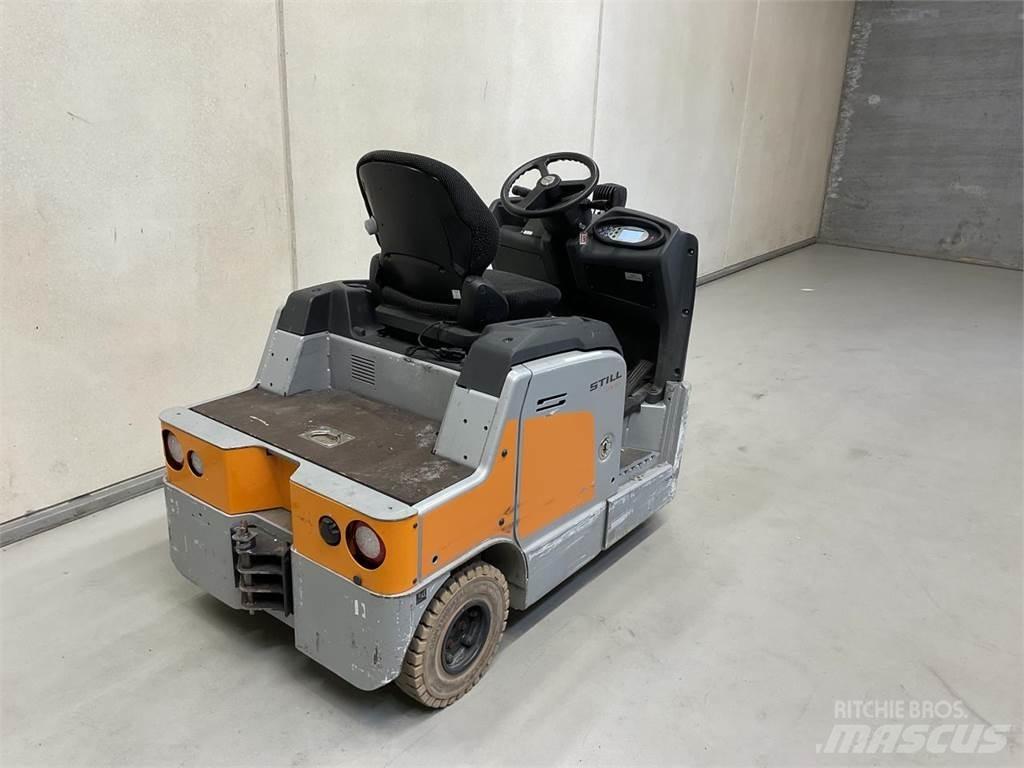 Still LXT70 Tracteur de manœuvre
