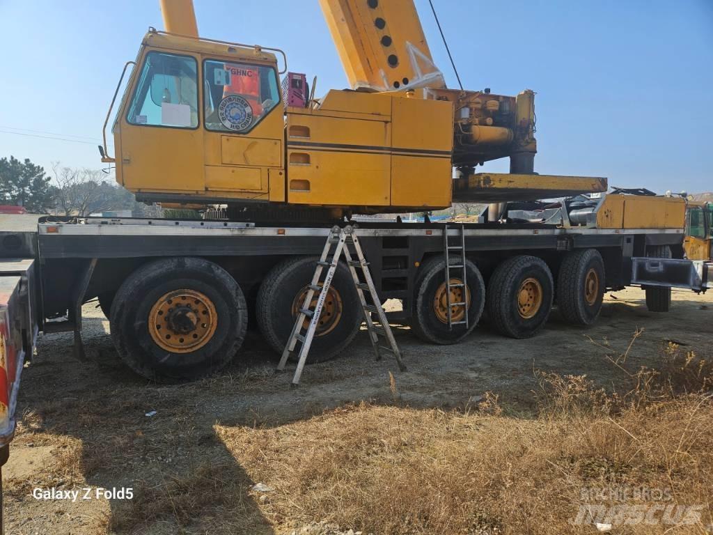 Liebherr LTM1225 Grues tout terrain