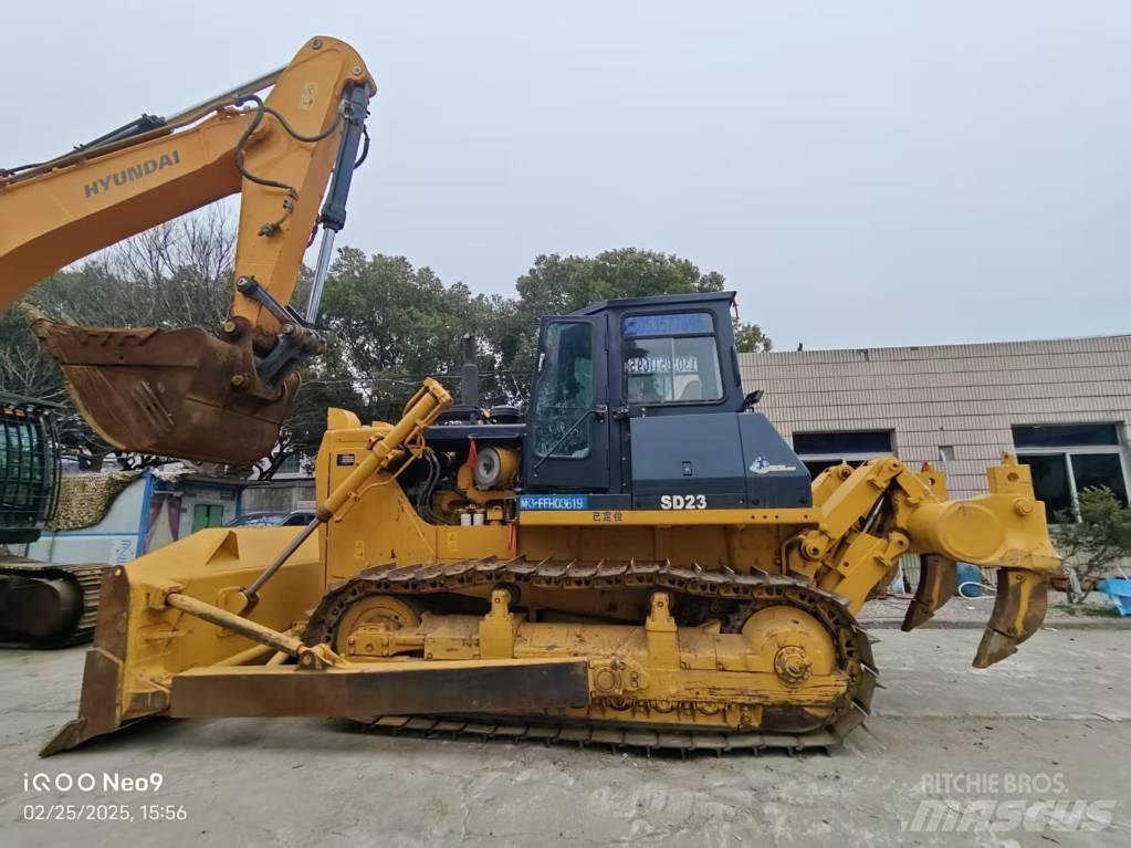 Shantui SD 23 Niveleuse