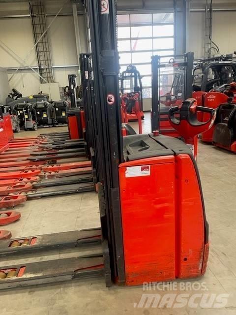 Linde L16 Gerbeur accompagnant