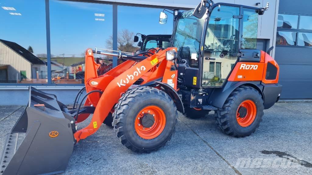 Kubota R 070 Chargeuse sur pneus
