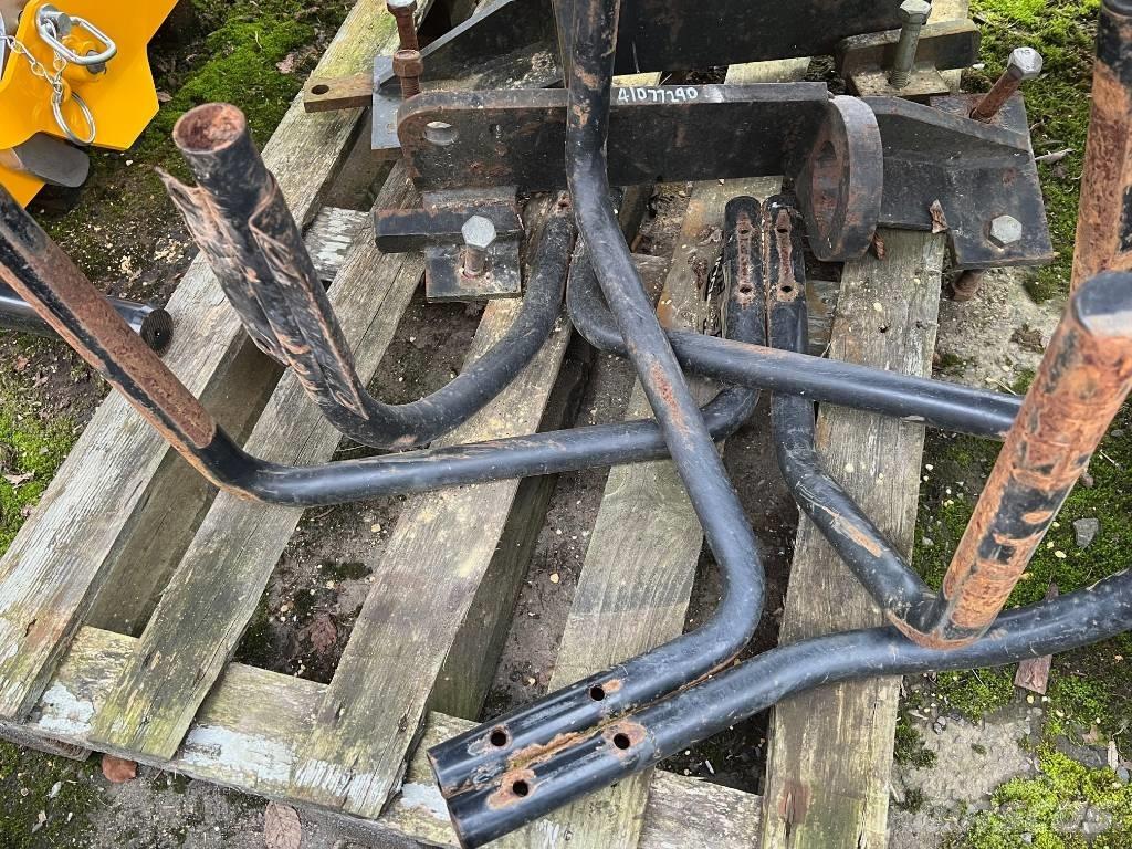 JCB Q FIT FORKS Autres équipements de chargement et de levage