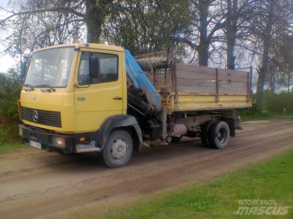 Mercedes-Benz 814 Camion benne