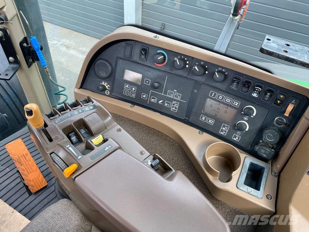 John Deere 8230 ILS Tracteur
