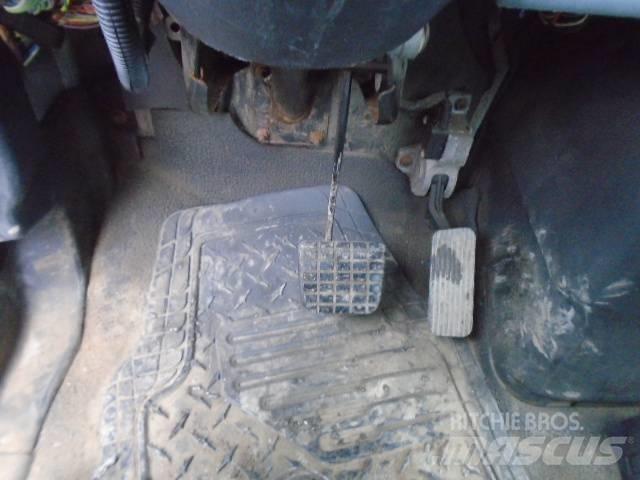 International 7400 Chasse neige
