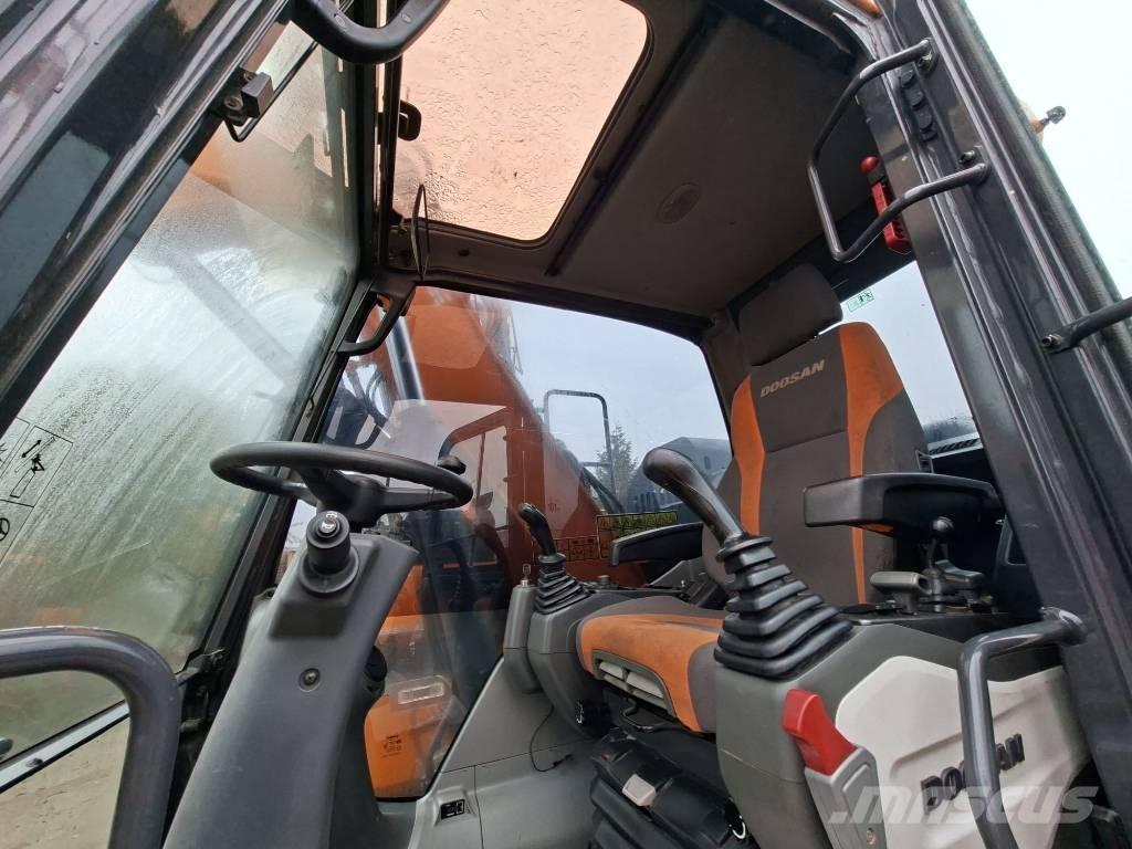 Doosan DX 165 W-5 Pelle sur pneus