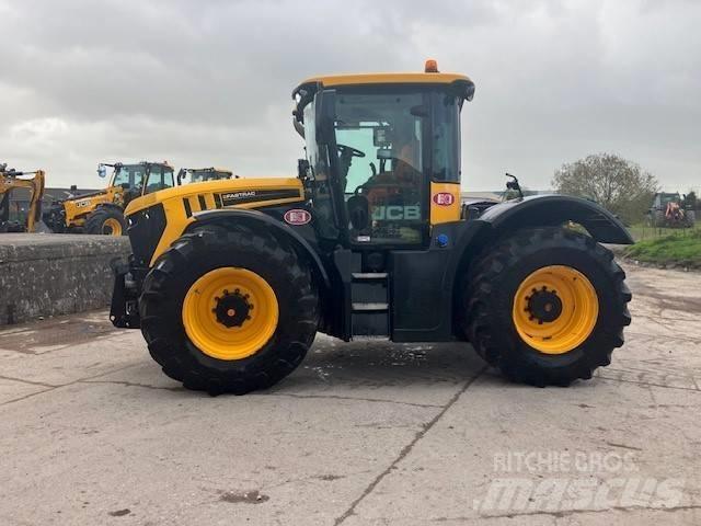 JCB (21007788) FT 4220 Tracteur