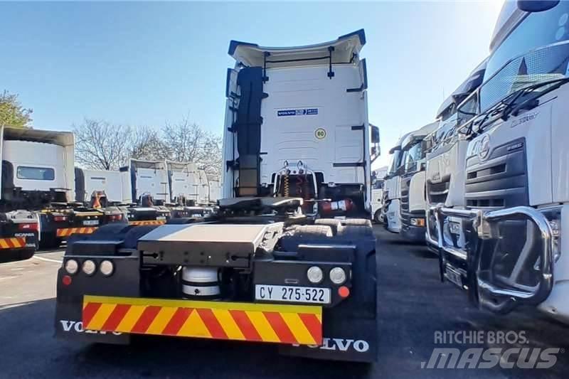 Volvo FH 440 Autre camion