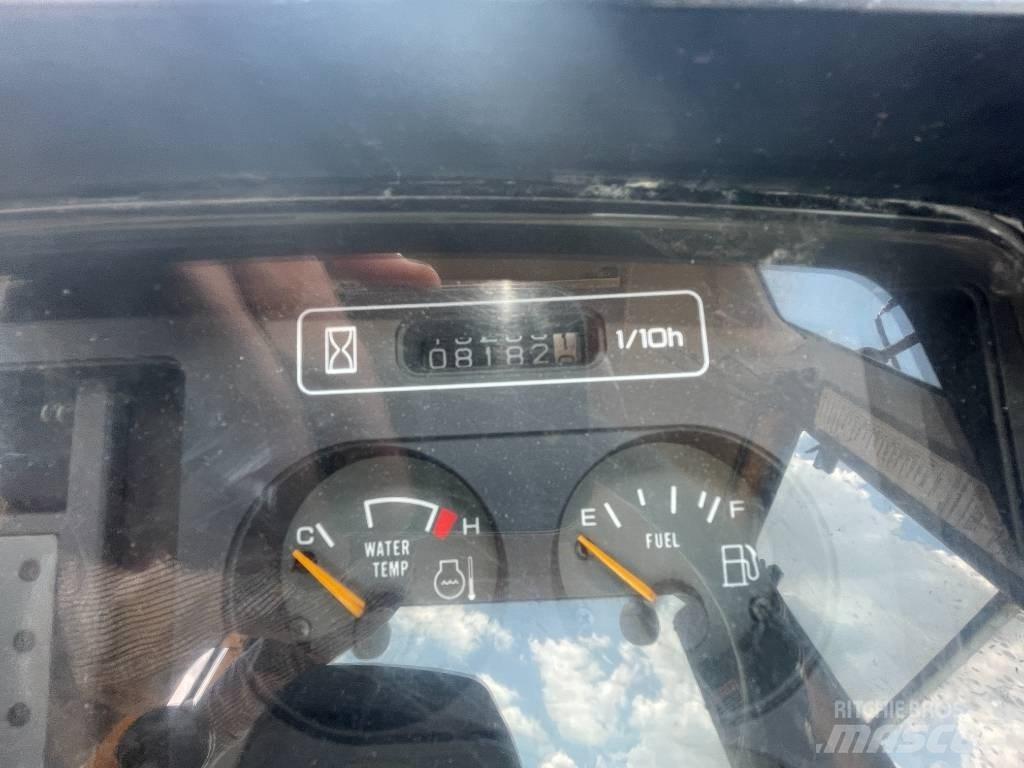 Kawasaki 80 Z V-2 Chargeuse sur pneus