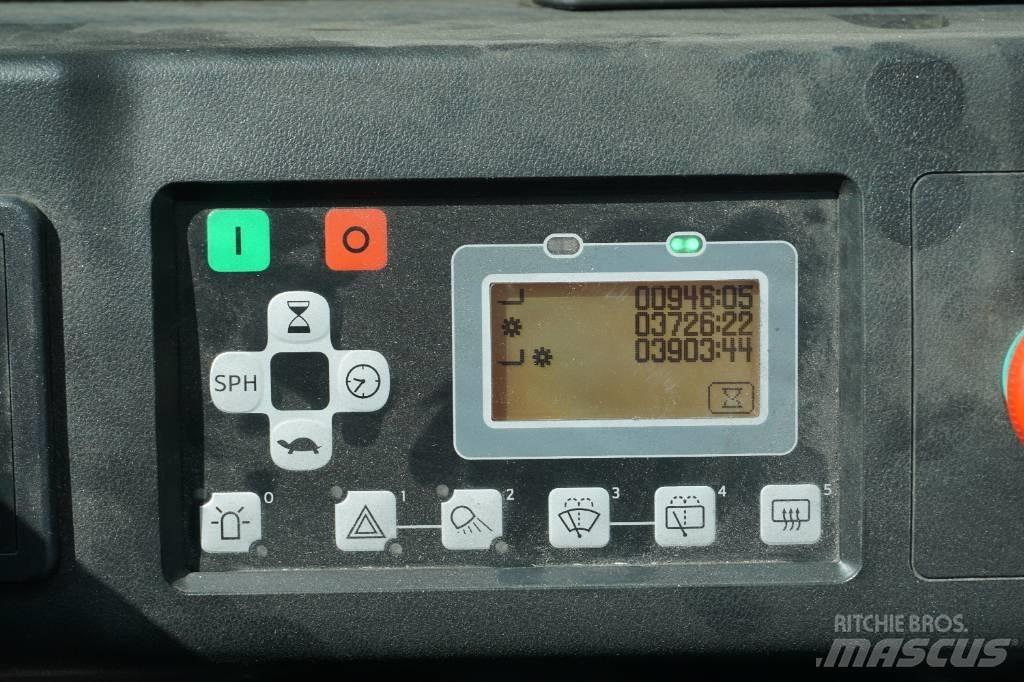 Toyota 8FBMT35 Chariots élévateurs électriques