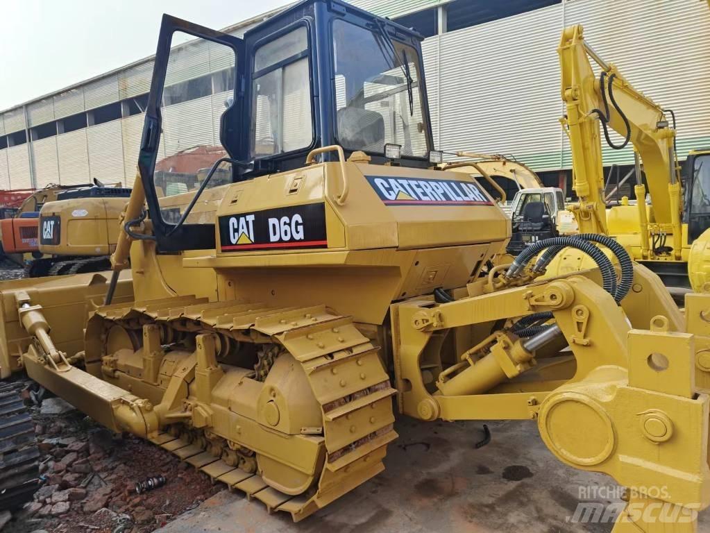 CAT D 6 G Bouteurs sur chenilles