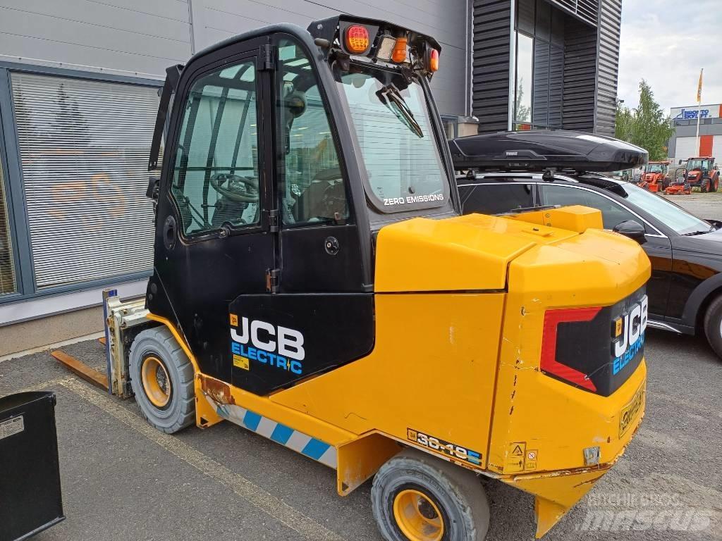 JCB TLT30-19E 2WD Chariots élévateurs électriques