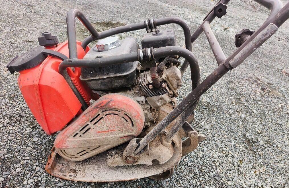 Husqvarna LF 7S Plaque vibrante