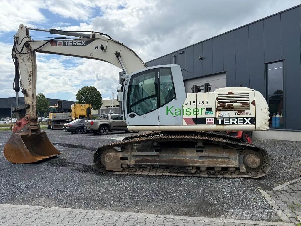 Terex TC225LC Pelle sur chenilles