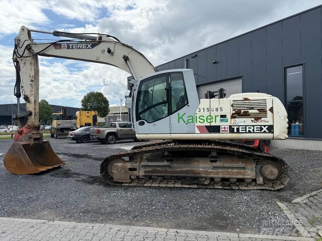 Terex TC225LC Pelle sur chenilles
