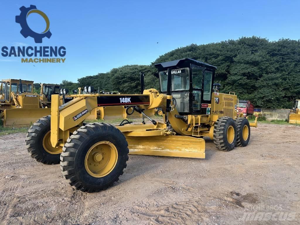 CAT 140 K Niveleuse