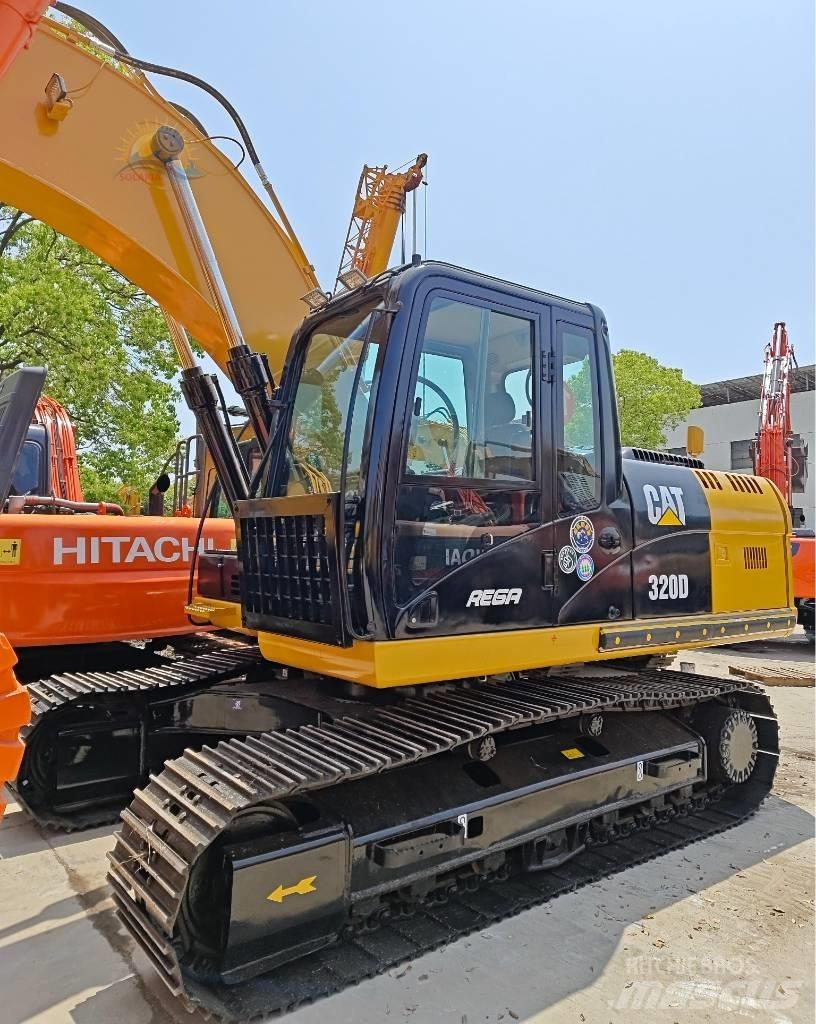 CAT 320 D Pelle sur chenilles
