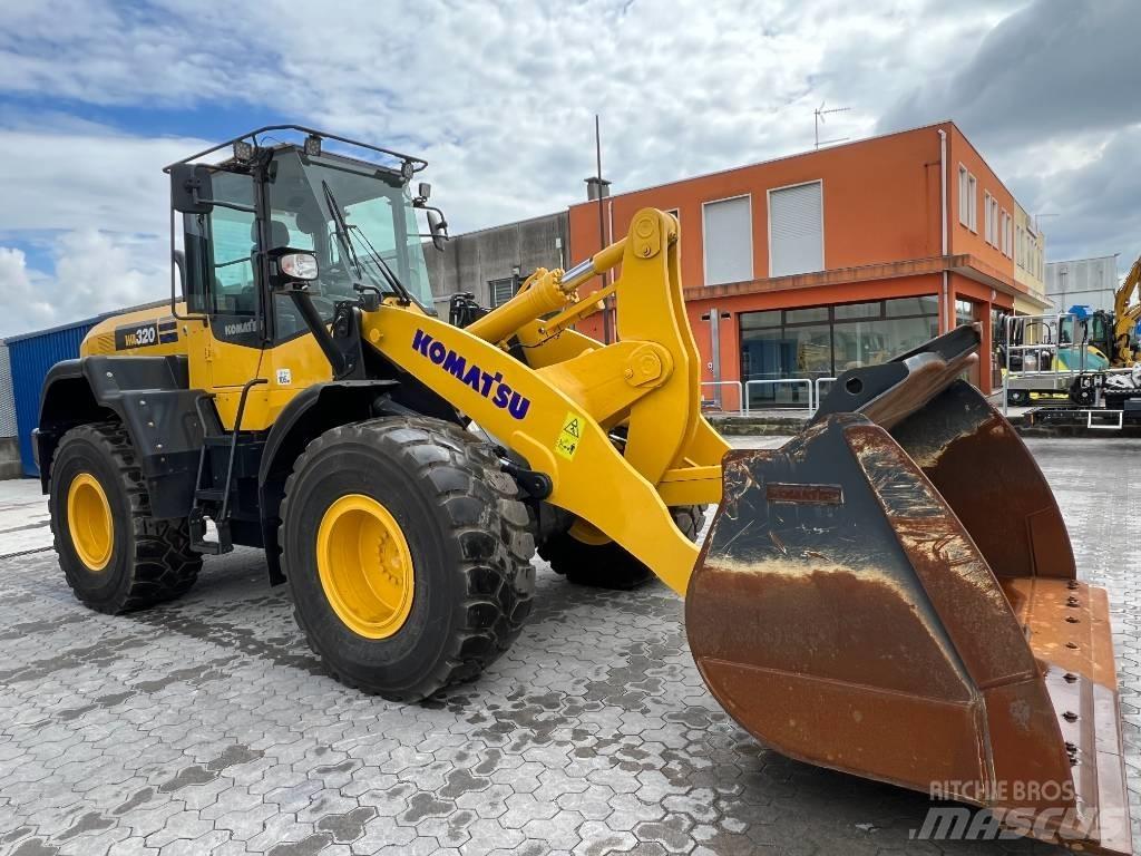 Komatsu WA320-7 Chargeuse sur pneus