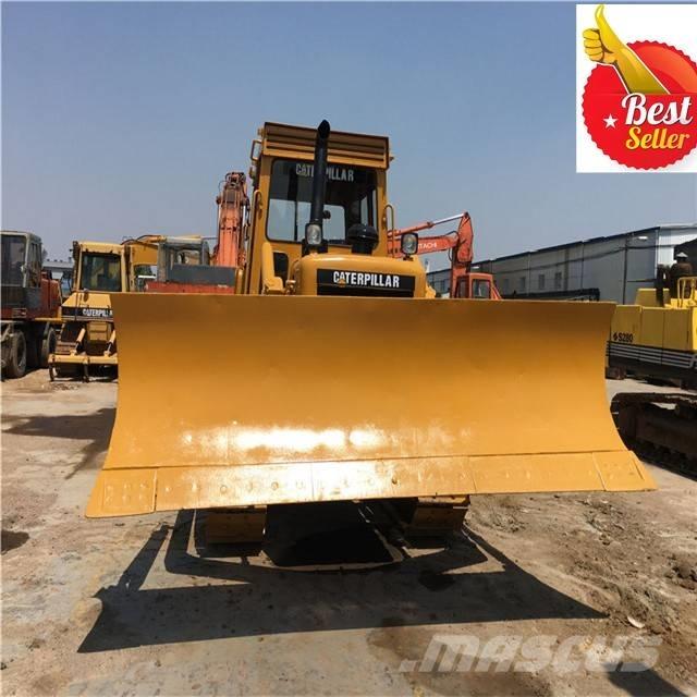 CAT D 6 D Bouteurs sur chenilles