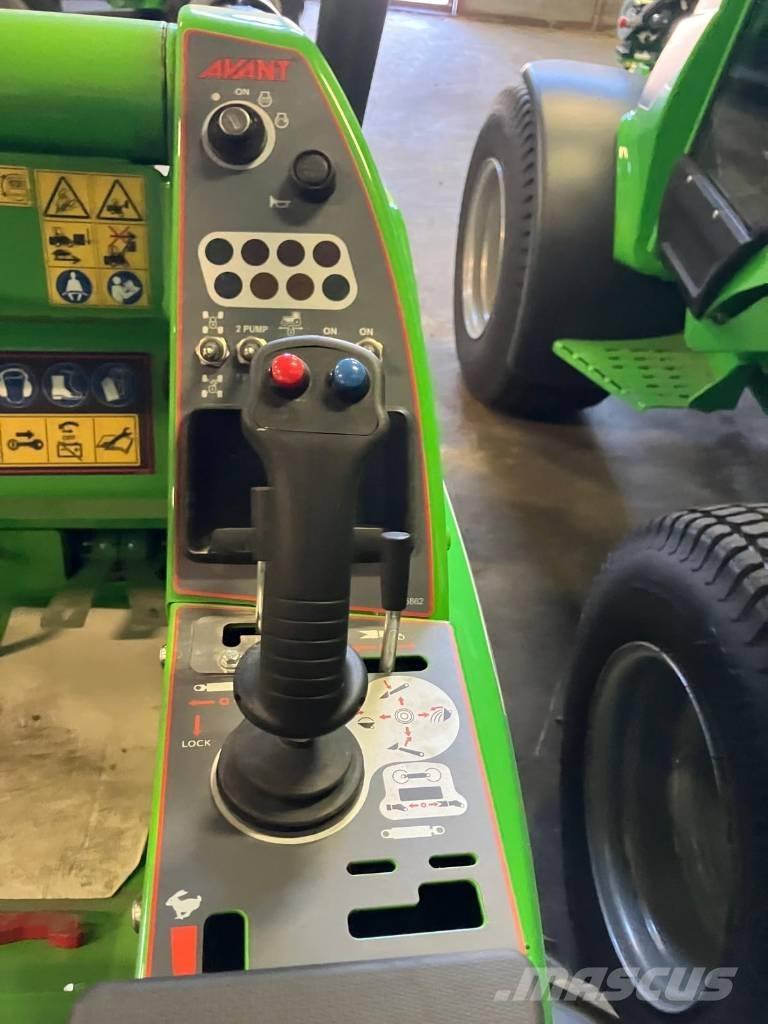 Avant Avant 528 Chargeuse compacte