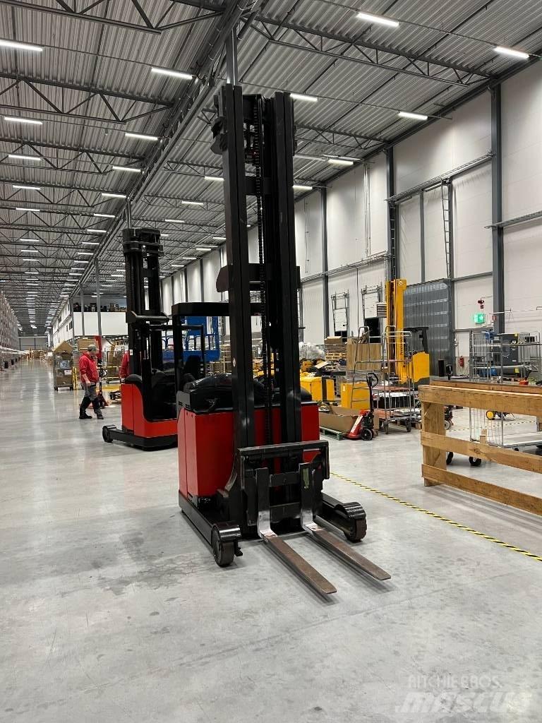Linde R16S Chariot à mât rétractable