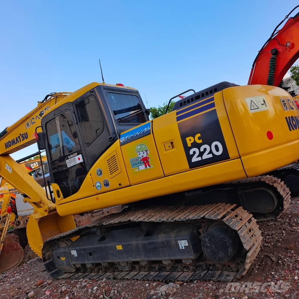 Komatsu PC 220-7 Pelle sur chenilles