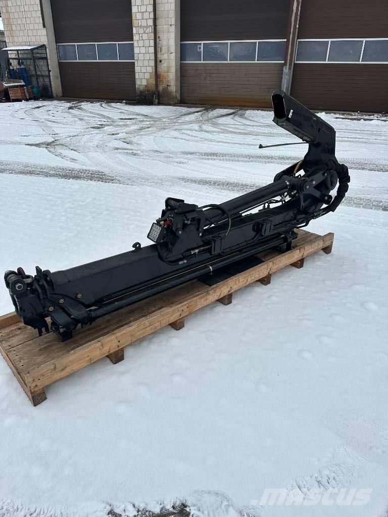 HMF FJ 600 Grue auxiliaire