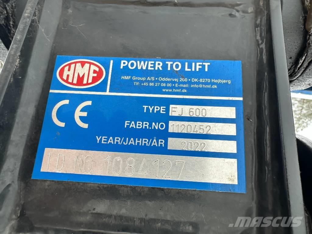 HMF FJ 600 Grue auxiliaire