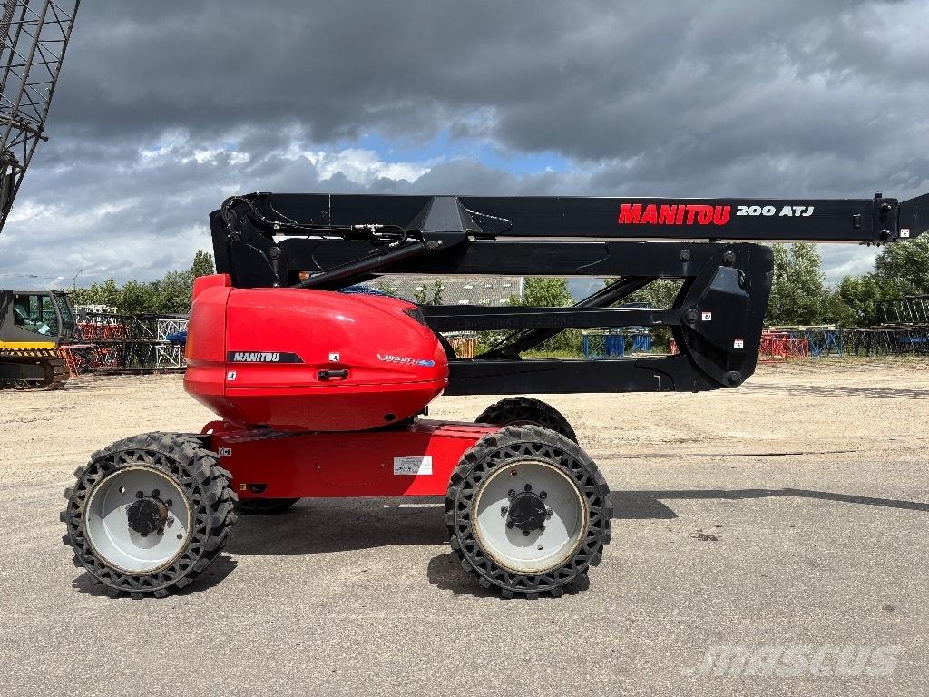 Manitou 200 ATJ Nacelles articulées