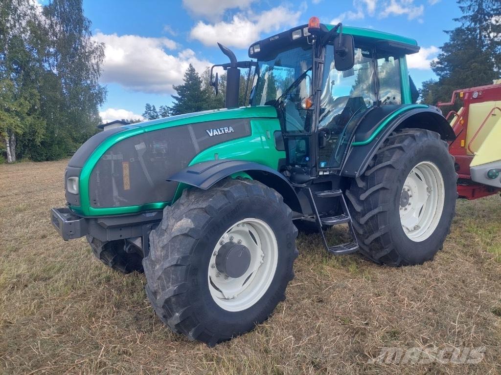 Valtra T 171 H Tracteur