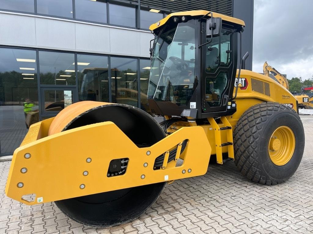 CAT CS10GC Compacteur de sol