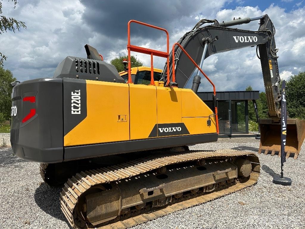 Volvo EC 220 E L Pelle sur chenilles