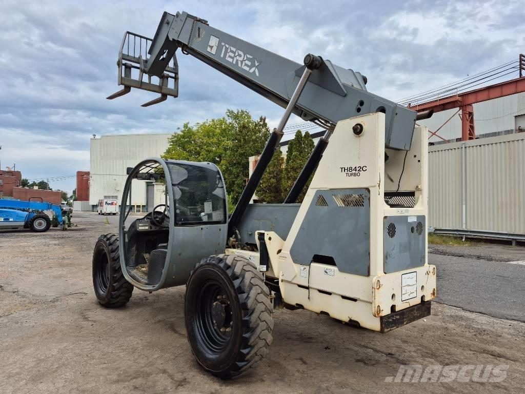 Terex TH 842 C Chariot télescopique