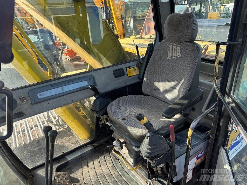JCB JS 200 LC Pelle sur chenilles
