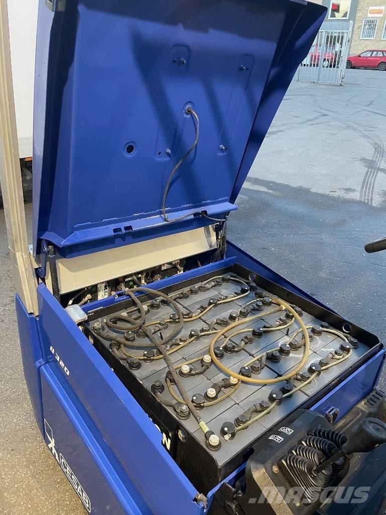 Cesab B320 Chariots élévateurs électriques