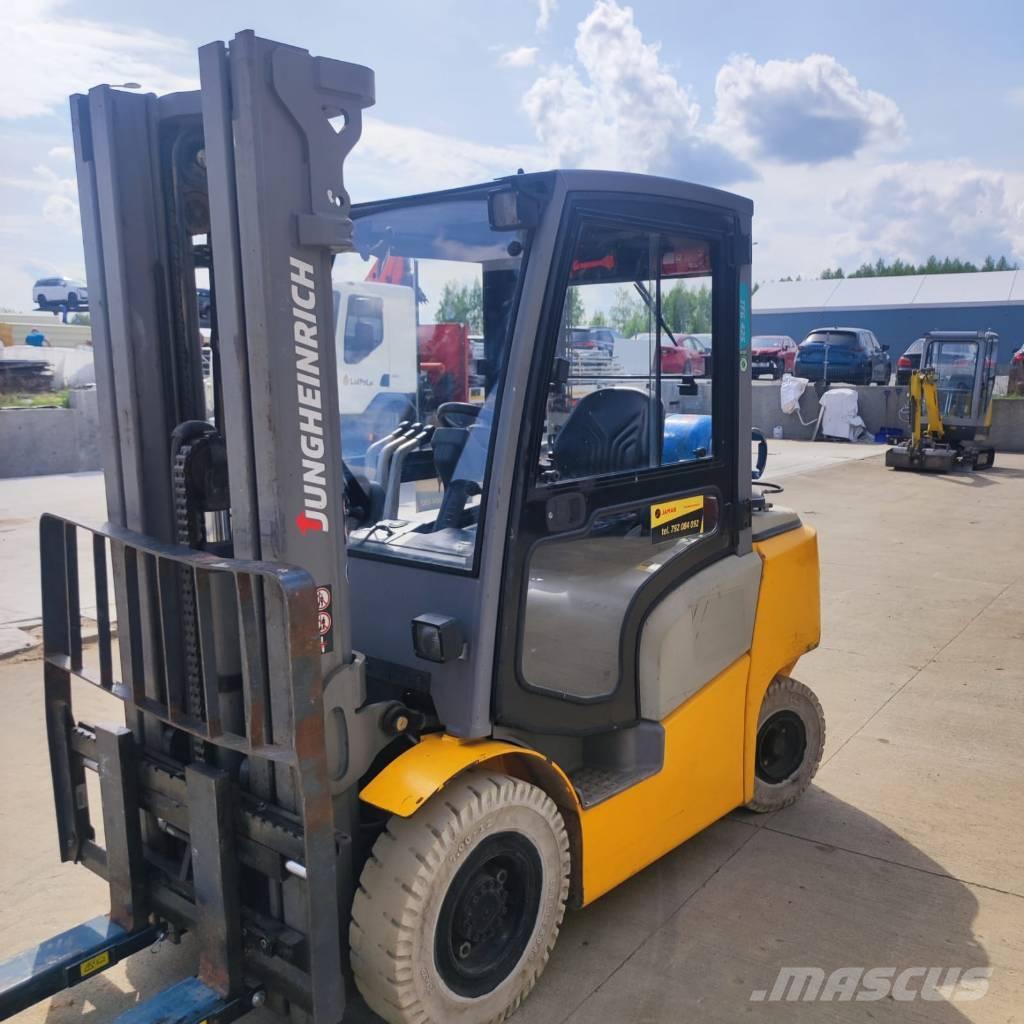 Jungheinrich TFG 425 Chariots GPL