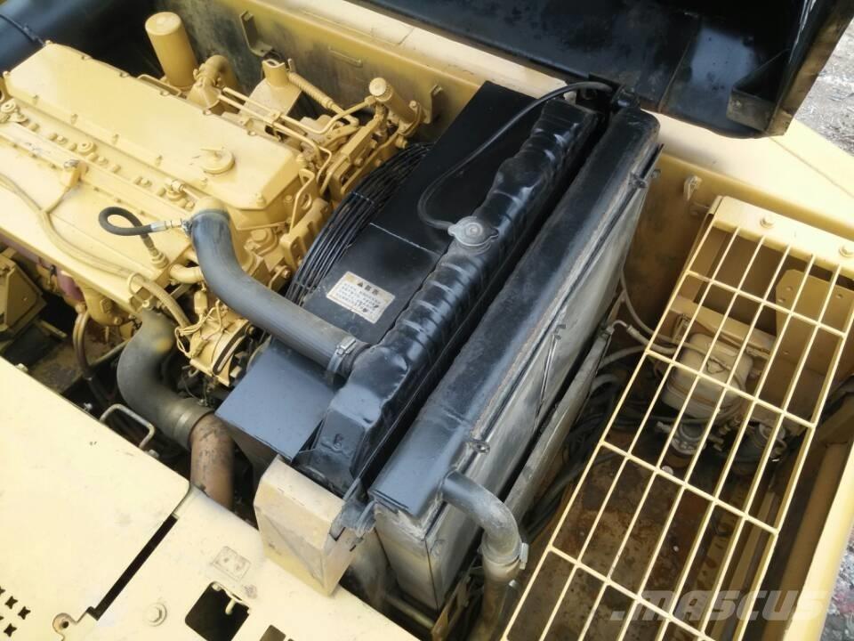 CAT 325 B Pelle sur chenilles