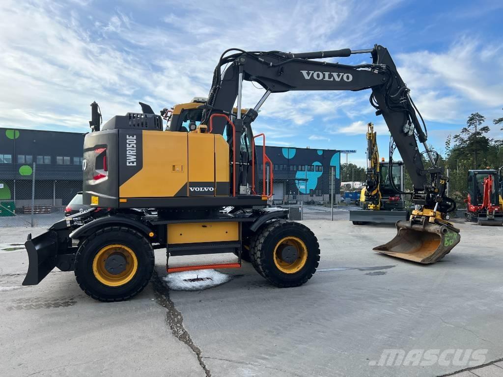 Volvo EWR150E Pelle sur pneus